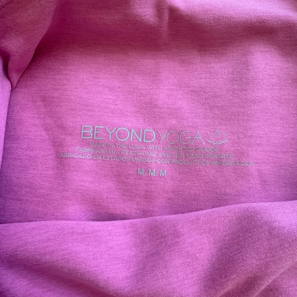 Beyond Yoga Crop Flare Leggings - Picture 3 of 4